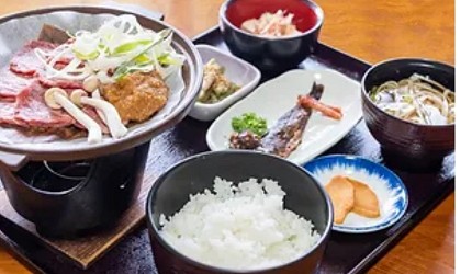岐阜美食餐廳推薦岐阜必吃美食餐廳岐阜必食美食餐廳推介高山飛驒牛餐廳岐阜車站美食白川鄉美食高山市餐廳岐阜雞醬名鐵岐阜站美食大垣美食飛驒高山美食食評美食地圖介紹文章白川郷美食－飛驒牛朴葉味噌燒白川鄉食事處 圍爐裏圖